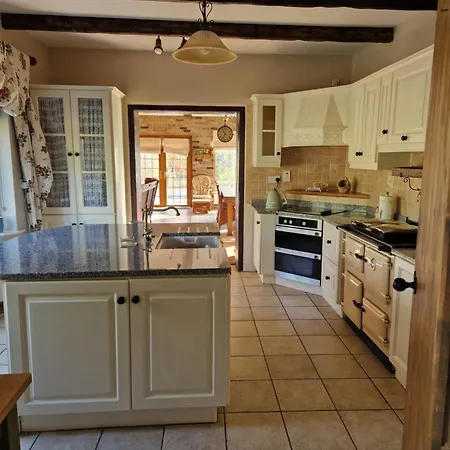 Farm House Cottage