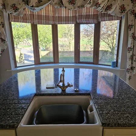 Vakantiehuis Farm House Cottage *