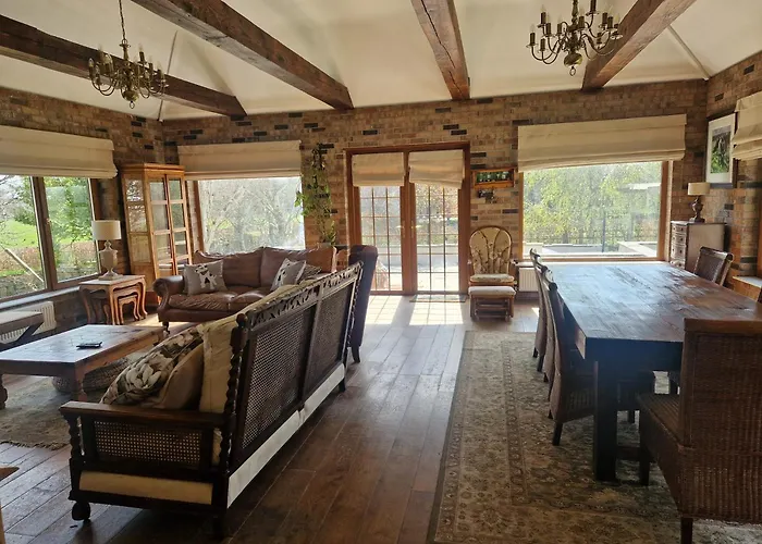 펜션 Farm House Cottage